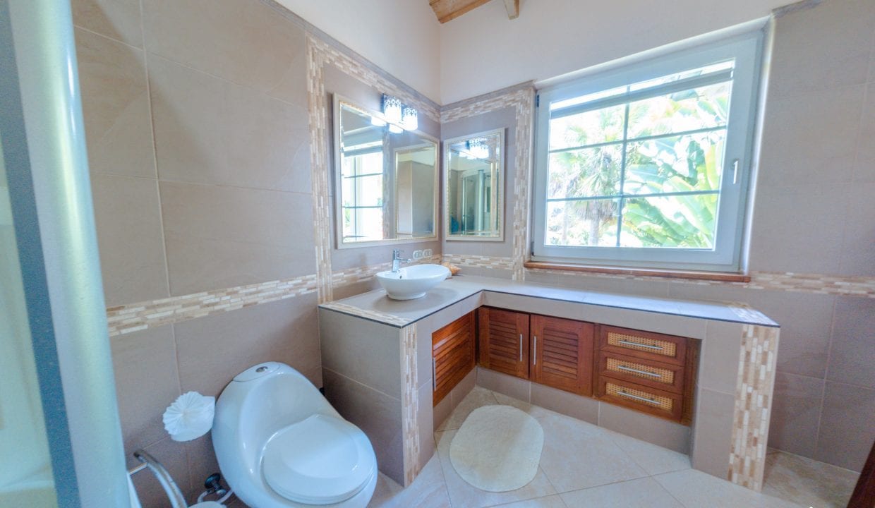 For Sale Enormous Villa Steps To The Ocean Dominican Republic Image of bathroom