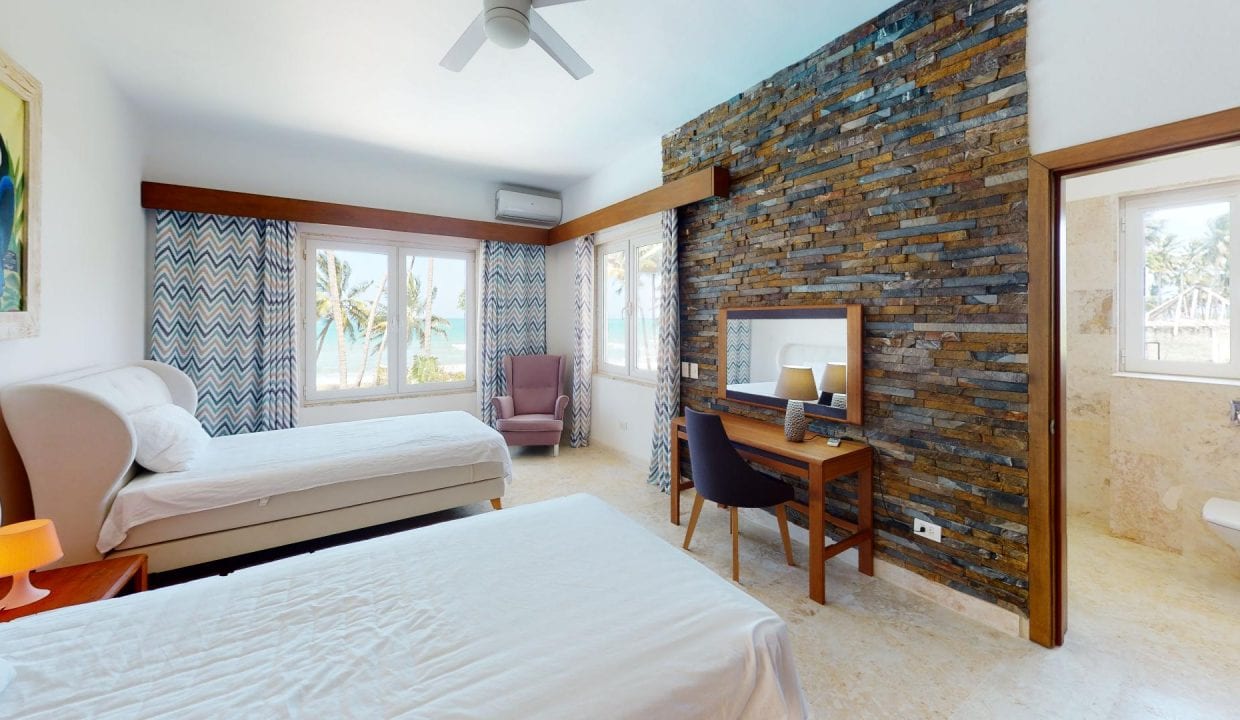 Spectacular Beachfront Villa image of bedroom 5 seating area