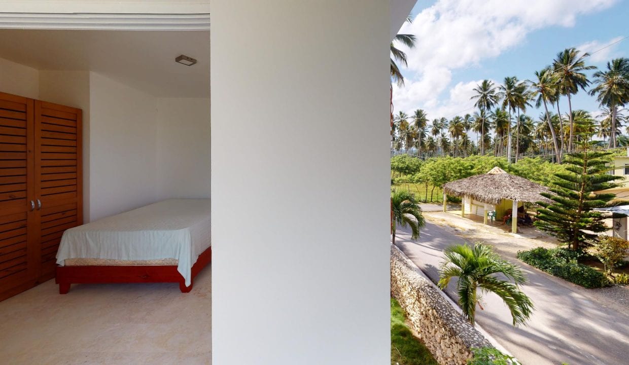 Spectacular Beachfront Villa image of guest house bedroom 3