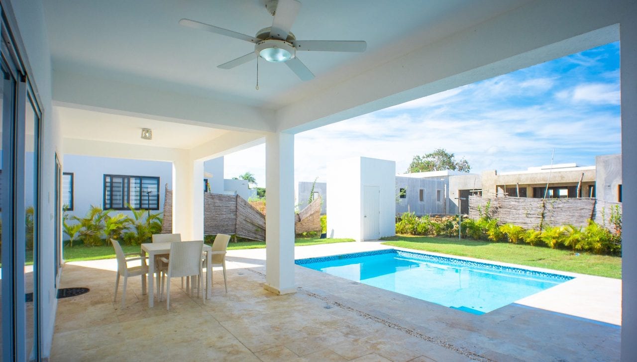 SOV 3 Bedroom Villa in Campo del Mar 3 image of covered patio and outdoor pool