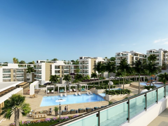 Connections Condos by Casa Linda swimming pool