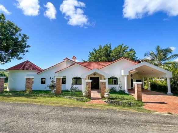 Beautiful 3-Bedroom Villa for Sale in Sosúa Gated Community family home for sale in Sosúa Dominican Republic