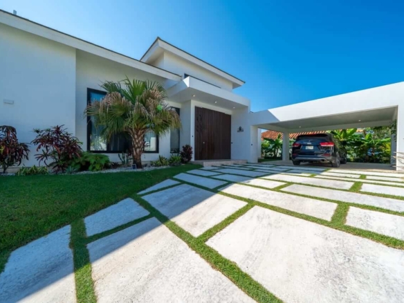 Modern villa located in the prestigious family-oriented gated community of Sosua Ocean Village