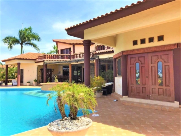 Villa The Gardens at Lomas Mirona