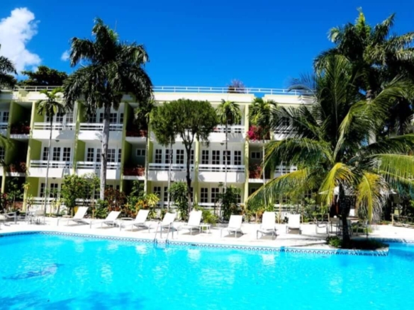 Established Sosua Hotel For Sale, Ready For Its New Owner!