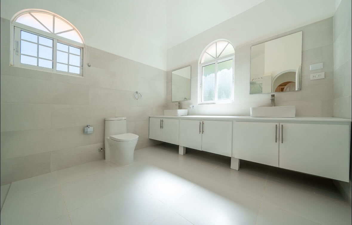 Stunning 3-Bedroom Villa with Expansive Pool & Lush Gardens in Playa Laguna Sosua Puerto Plata Dominican Republic