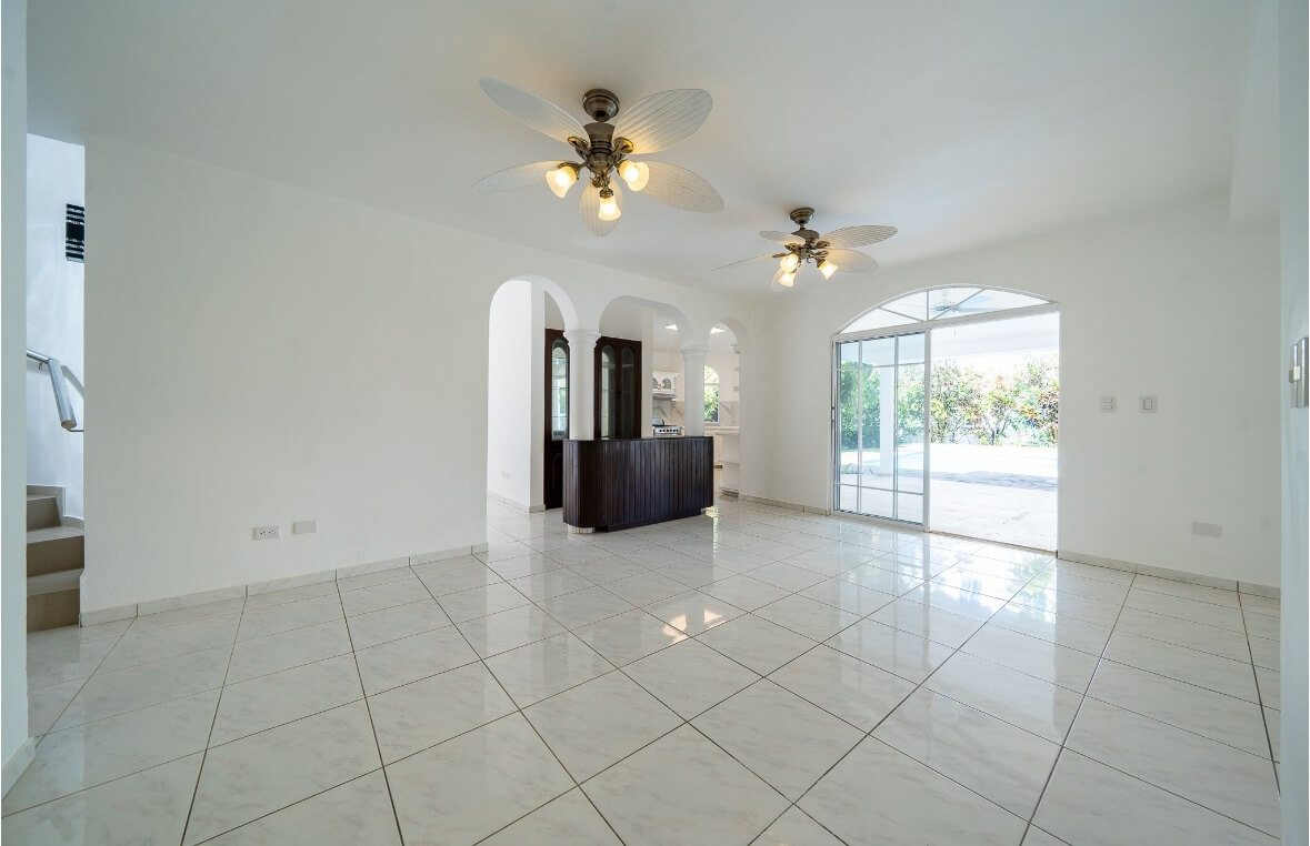Stunning 3-Bedroom Villa with Expansive Pool & Lush Gardens in Playa Laguna Sosua Puerto Plata Dominican Republic