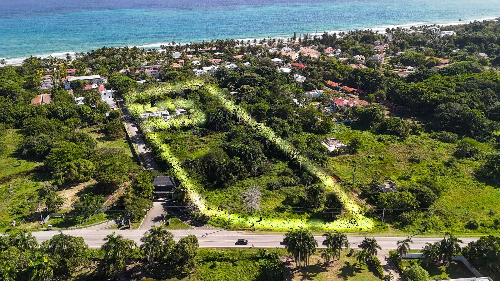large-land-for-sale-cabarete-east-1 Large 35,735.00 m² Land for Sale – Cabarete East