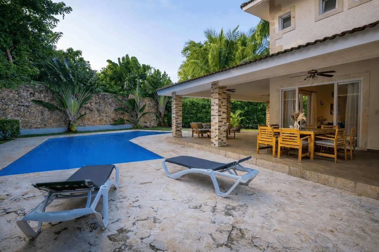 4-Bedroom Villa in Perla Marina, Cabarete – Short Walk to the Beach, Excellent Condition