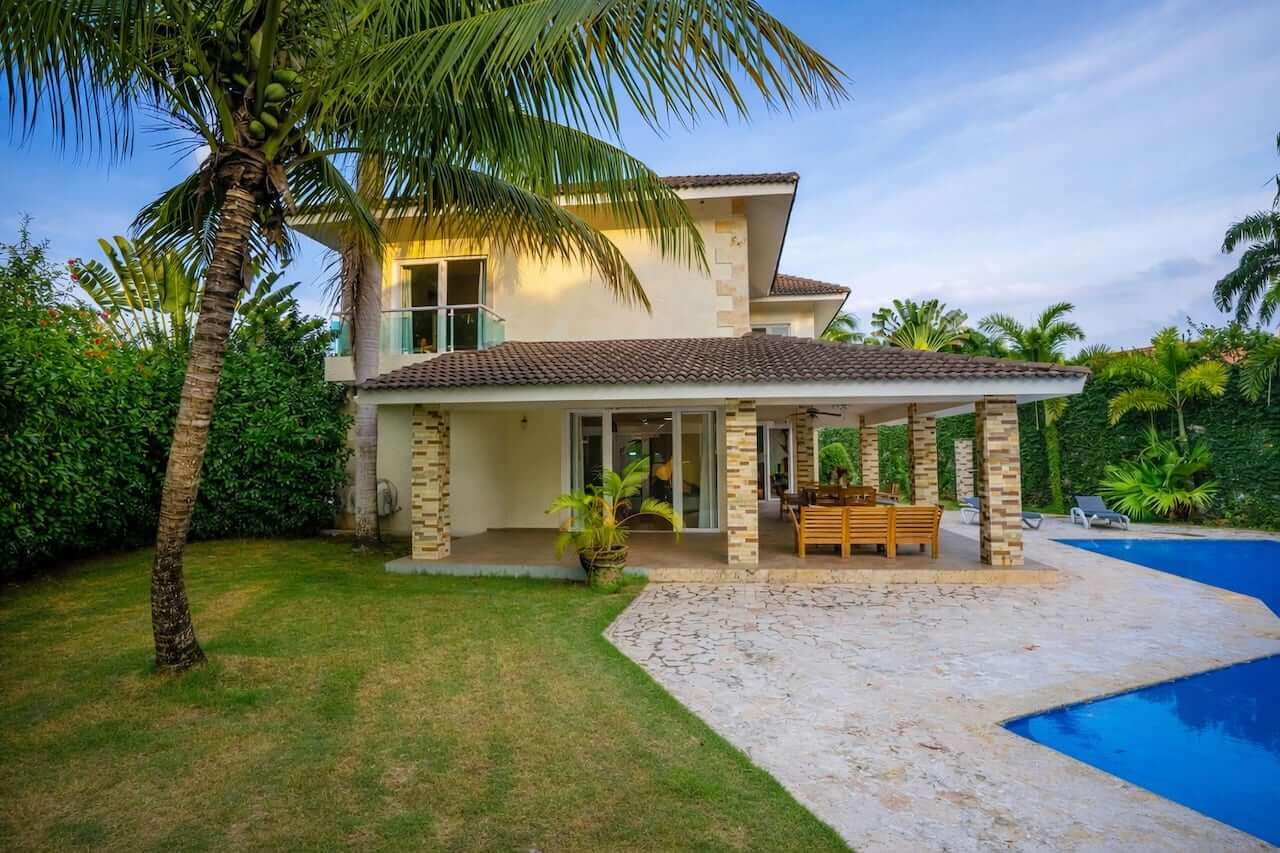 4-Bedroom Villa in Perla Marina, Cabarete – Short Walk to the Beach, Excellent Condition