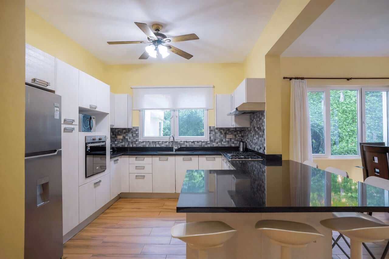 4-Bedroom Villa in Perla Marina, Cabarete – Short Walk to the Beach, Excellent Condition