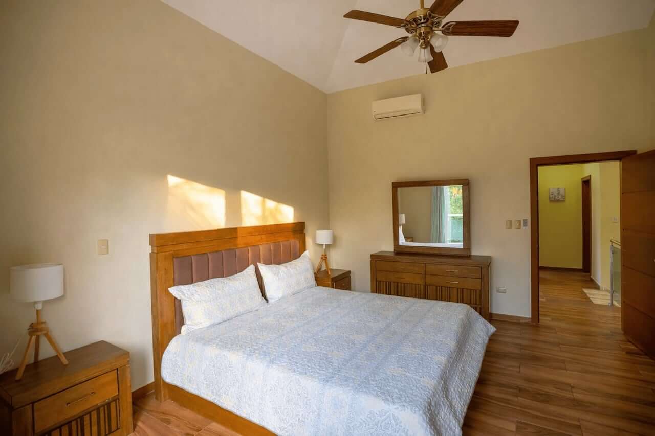 4-Bedroom Villa in Perla Marina, Cabarete – Short Walk to the Beach, Excellent Condition
