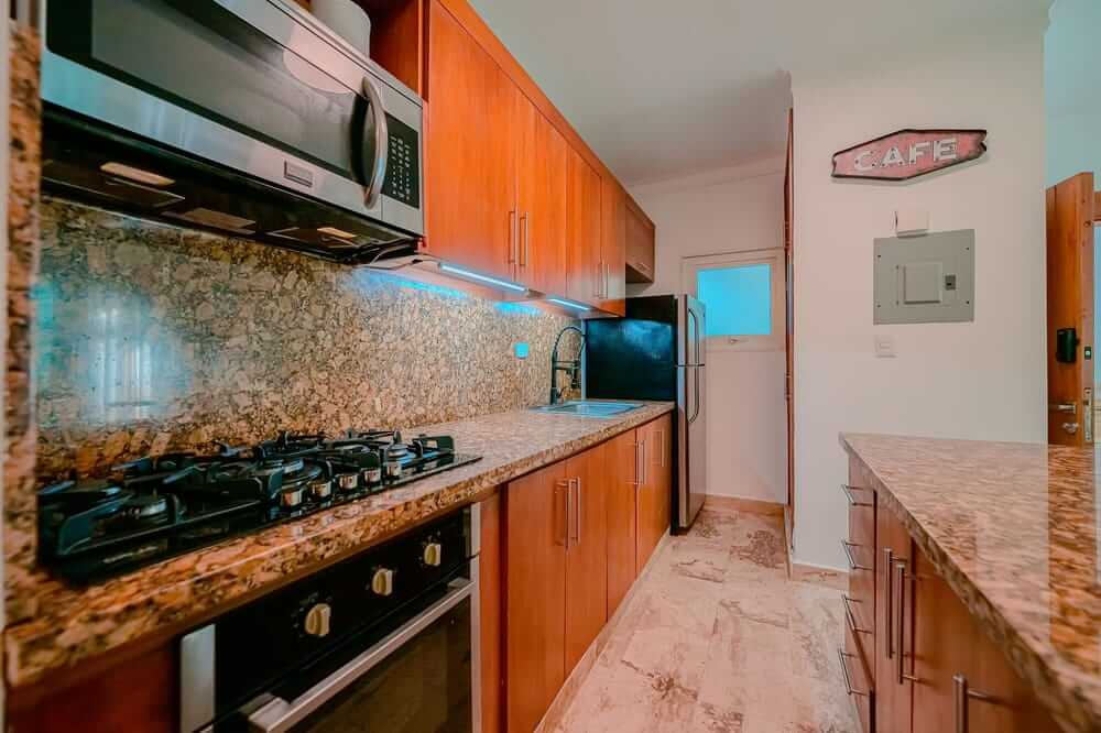 Incredible Oceanfront Apartment with Direct Beach Access