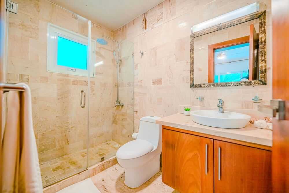 Incredible Oceanfront Apartment with Direct Beach Access