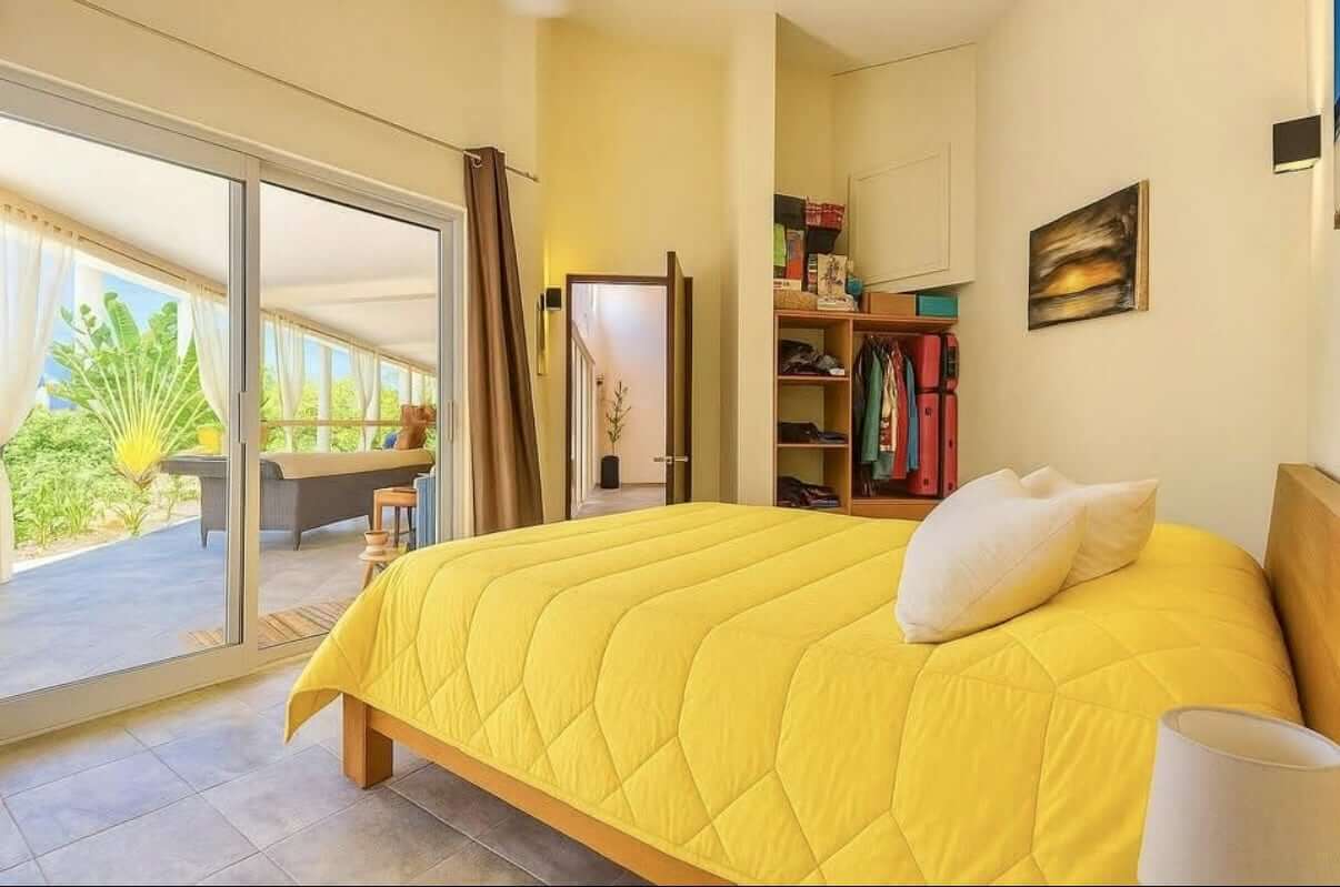 Tropical 3-Bedroom Villa for Sale inside Perla Marina