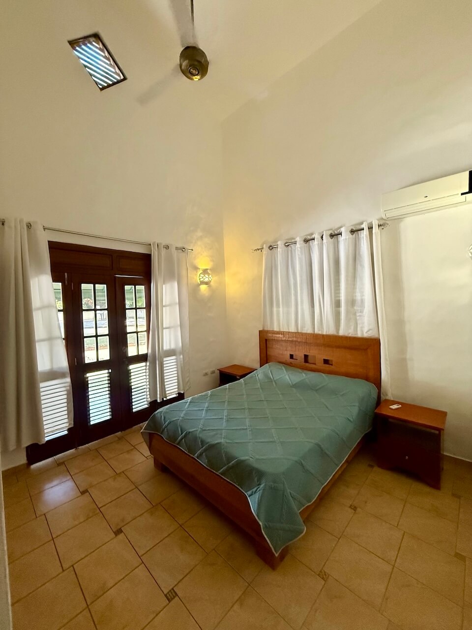 Double Villa Opportunity on a Large Lot Near the Beach!