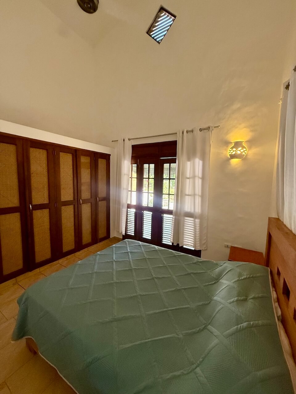 Double Villa Opportunity on a Large Lot Near the Beach!