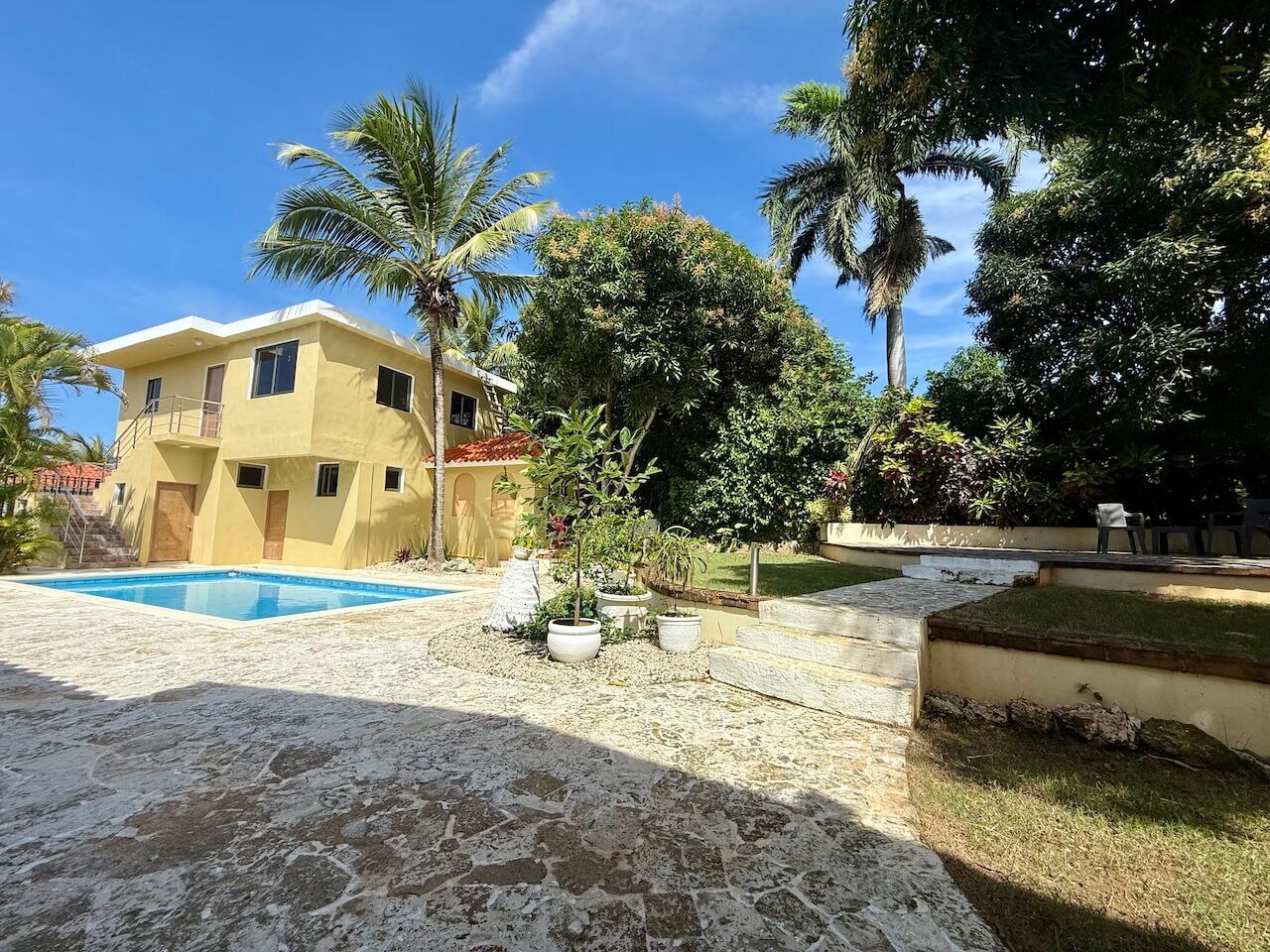 Double Villa Opportunity on a Large Lot Near the Beach!