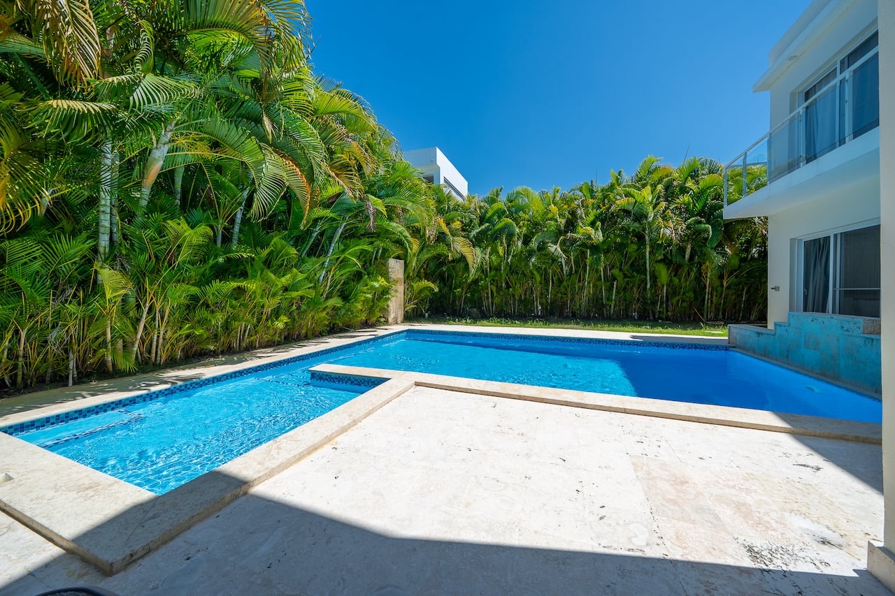 Prime 5-Bedroom Villa in Sosúa Ocean Village
