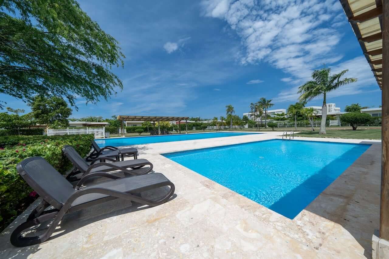 Sophisticated Island Living – 4BR Luxury Villa with Resort-Style Amenities