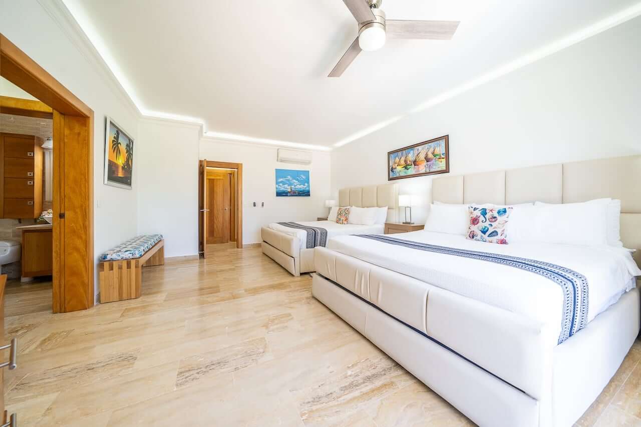 Sophisticated Island Living – 4-Bedroom Luxury Villa with Resort-Style Amenities