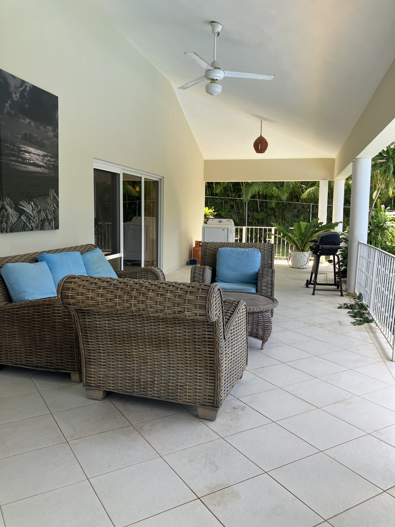 Casa Linda Villa for Sale in Sosúa 4 Bedrooms on a Private Lot
