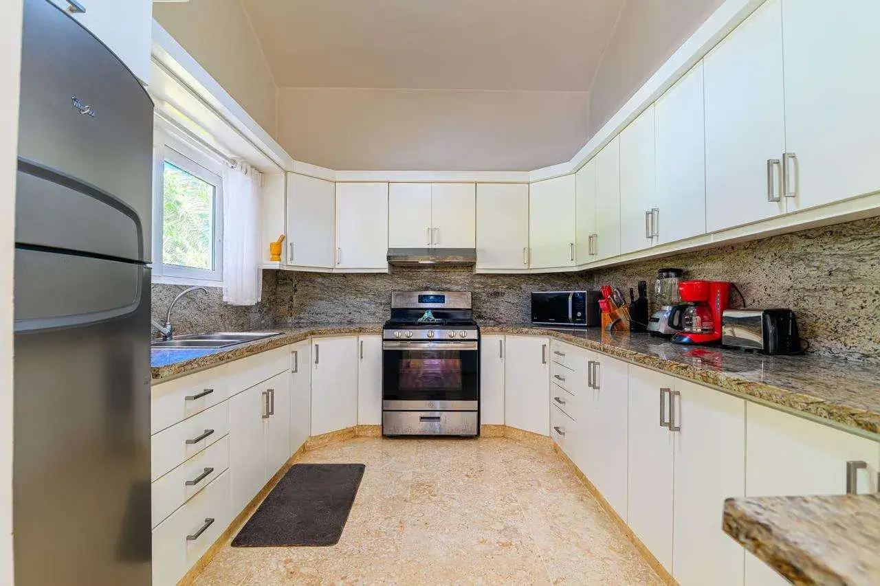 Beautiful Furnished 4-Bedroom Villa with Private Pool