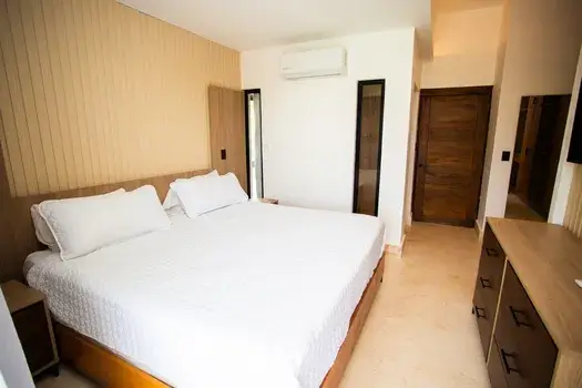 Luxury 4-Bedroom Beachside Villa in Sosúa Ocean Village