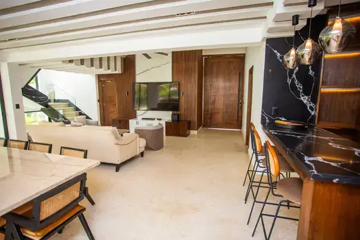 Luxury 4-Bedroom Beachside Villa in Sosúa Ocean Village