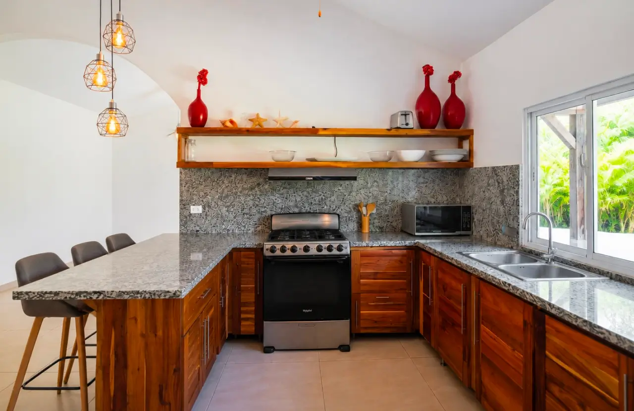 Luxury 9 Bedroom Villa in a Pristine Gates Community