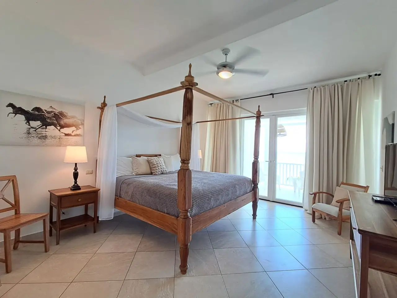 Beach Palace Cabarete OCEANFRONT LIVING IN THE HEART OF CABARETE