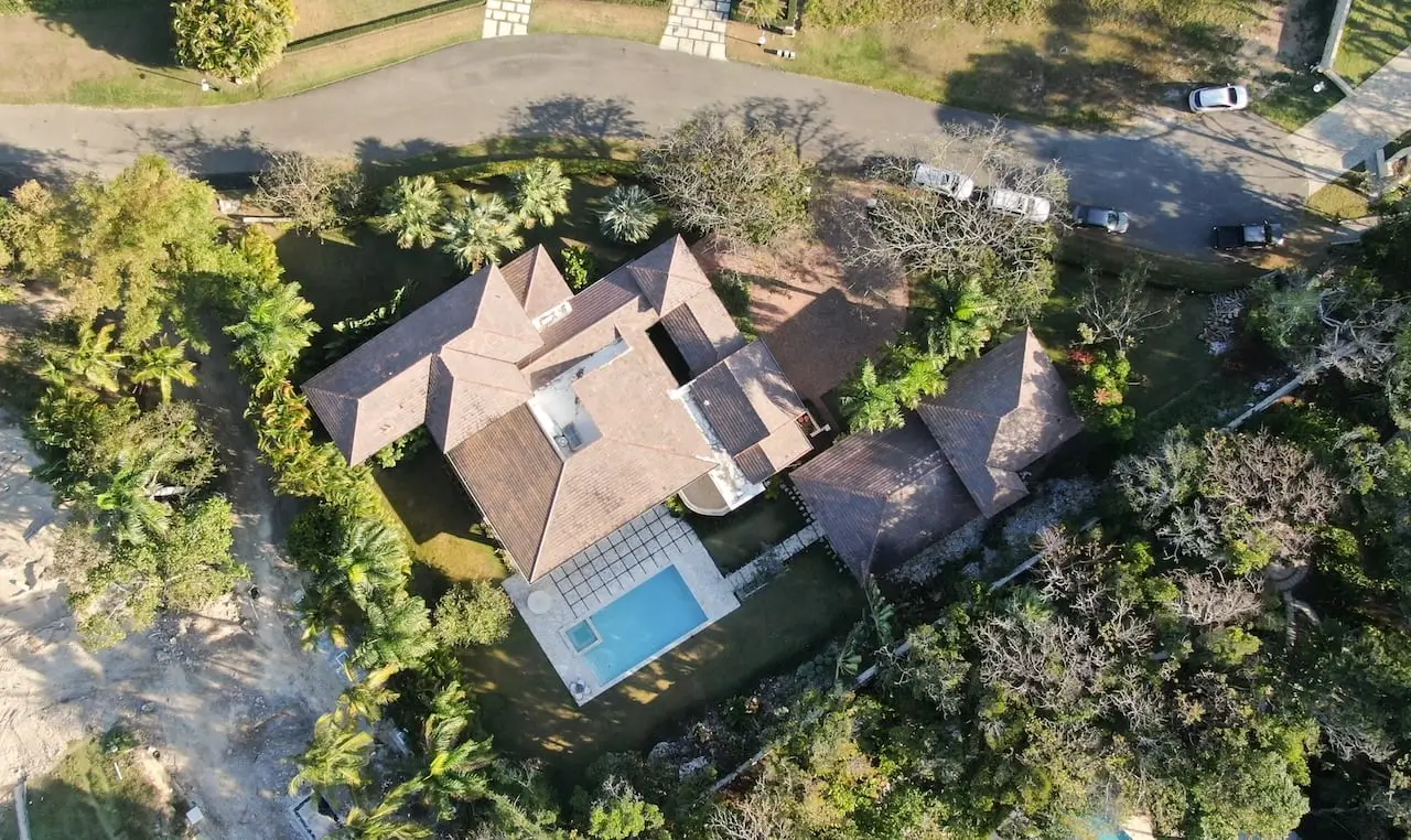 Private Luxury Villa in Sea Horse Ranch with guest house