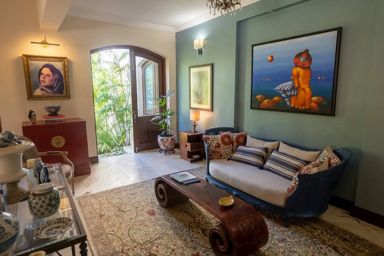 Private Luxury Villa in Sea Horse Ranch with guest house