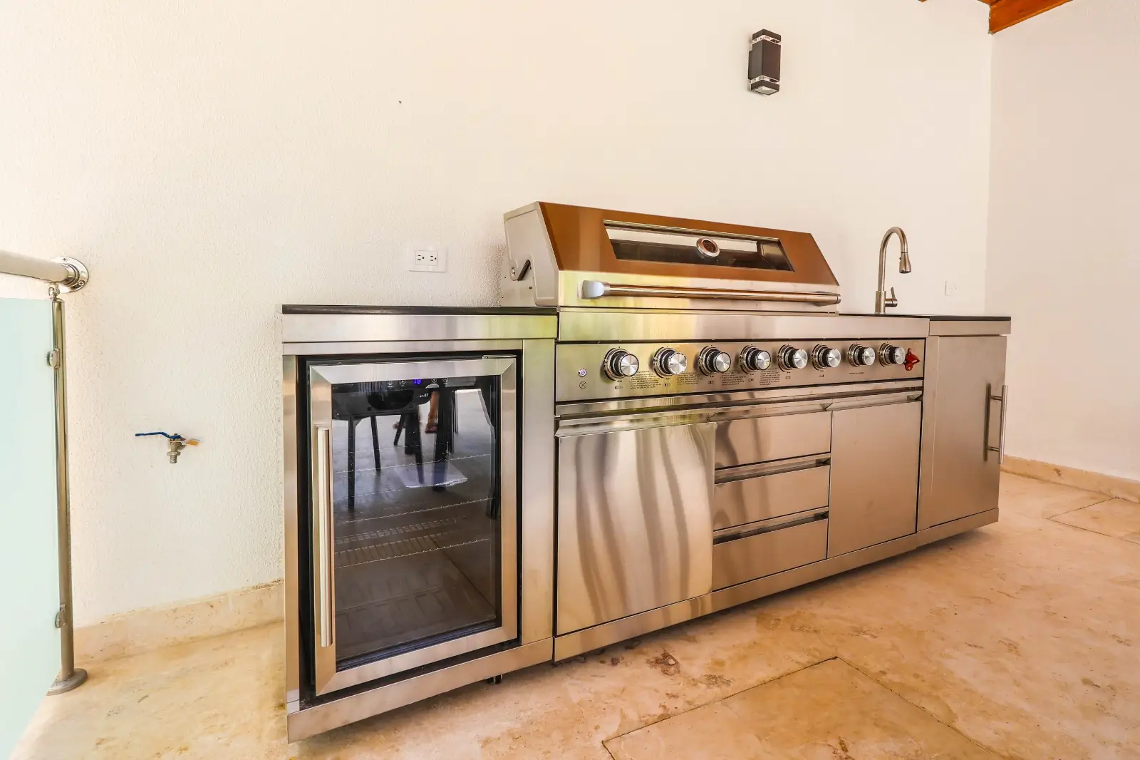 MODERN LUXURY TWO-BEDROOM CONDOS NEAR THE BEACH