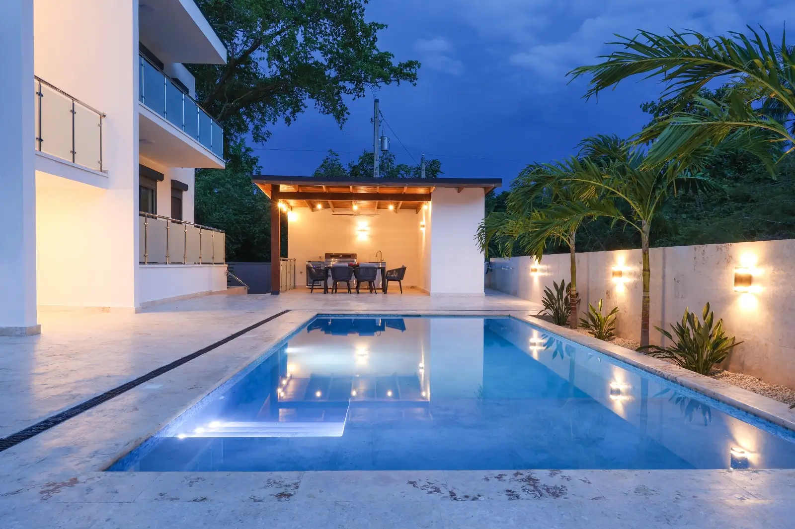 MODERN LUXURY TWO-BEDROOM CONDOS NEAR THE BEACH